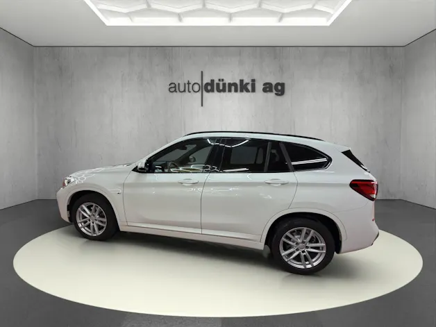 BMW X1 xDrive 18d Essential Edition Steptronic