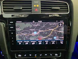 VW Golf 2.0 TSI R 4Motion DSG AKRAPOVIC EDITION