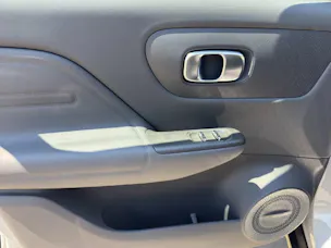 Leapmotor B10 1.5 Hybrid EV