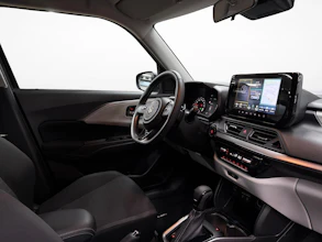 https://vehicle.imgix.net/4332640/052b729e-a66d-453d-a4e0-72fe3410f7e7.jpg