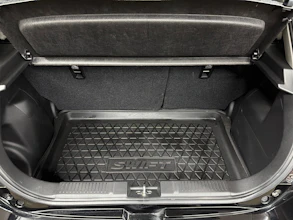 https://vehicle.imgix.net/4332640/7203ebf4-84a8-4ea0-93a0-a8c0feea58e9.jpg