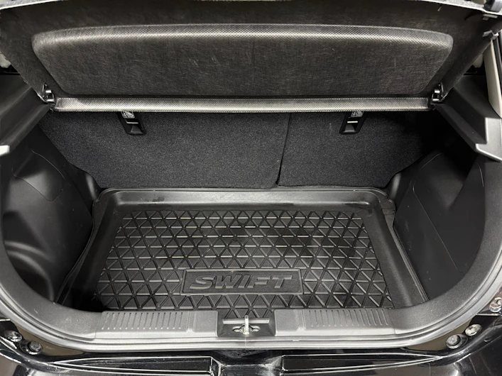 Fahrzeugbild SUZUKI SWIFT