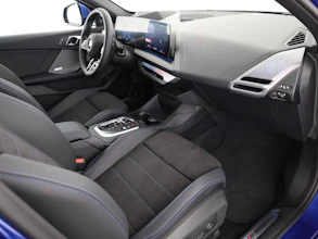 https://vehicle.imgix.net/4332653/b6256e80-a783-4465-a092-b294f3aa600d.jpg