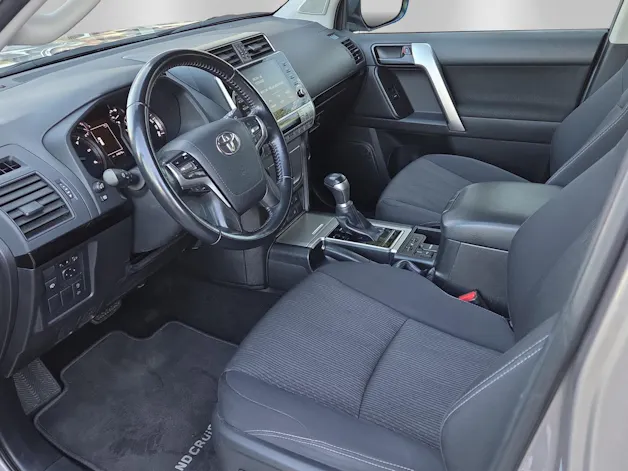 Toyota Land Cruiser 2.8 D 204 Comfort