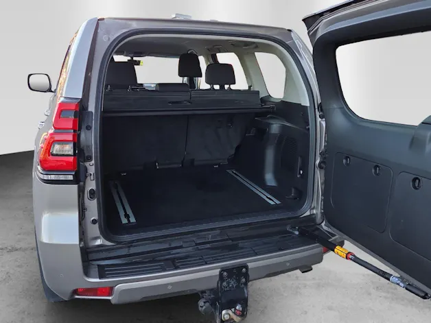 Toyota Land Cruiser 2.8 D 204 Comfort