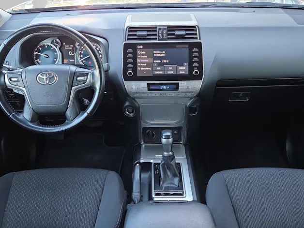 Toyota Land Cruiser 2.8 D 204 Comfort