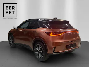 Lexus LBX 1.5 Hybrid Cool AWD