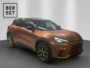 Lexus LBX 1.5 Hybrid Cool AWD