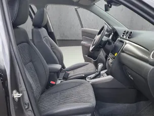 Suzuki Vitara 1.4 T Sakura Top Hybrid 4x4