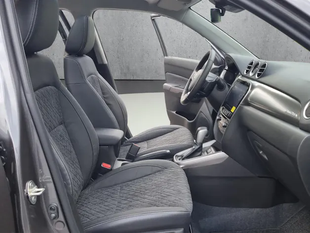 Suzuki Vitara 1.4 T Sakura Top Hybrid 4x4