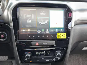 Suzuki Vitara 1.4 T Sakura Top Hybrid 4x4