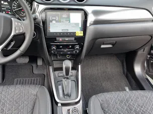 Suzuki Vitara 1.4 T Sakura Top Hybrid 4x4