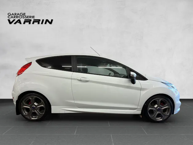 Ford Fiesta 1.6 EcoB ST-2