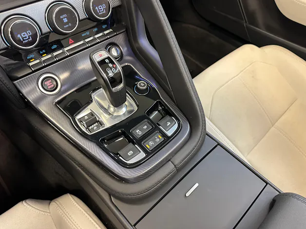 Jaguar F-Type Convertible 2.0 R-Dynamic