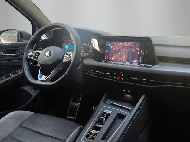 VW Golf VIII 1.4 TSI PHEV GTE DSG