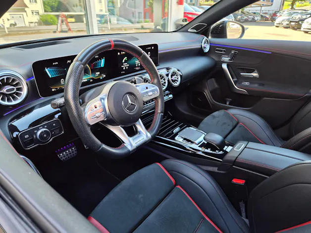 Mercedes-Benz CLA 35 AMG 4matic Shooting Brake