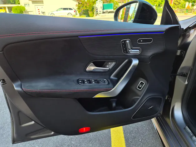 Mercedes-Benz CLA 35 AMG 4matic Shooting Brake