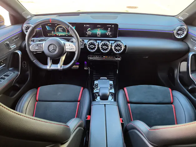 Mercedes-Benz CLA 35 AMG 4matic Shooting Brake