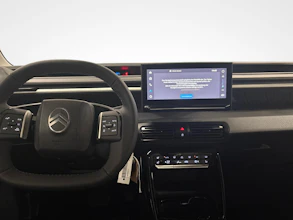 https://vehicle.imgix.net/4332805/2d6625b4-27a8-4357-8a1d-89f3fd5c4c3d.jpg
