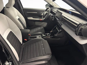 https://vehicle.imgix.net/4332805/a3bd24e4-baf2-4ecf-93ce-8f2917e6ea3f.jpg