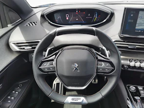 image du véhicule PEUGEOT 5008 1.2 Hybrid GT