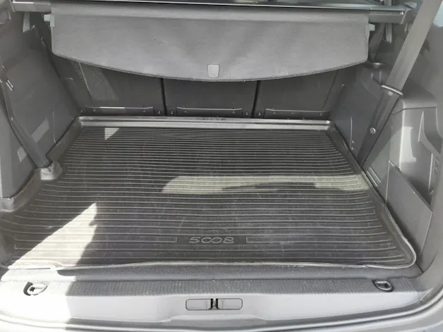 Peugeot 5008 1.2 Hybrid GT