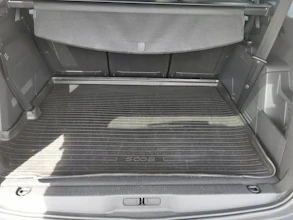 https://vehicle.imgix.net/4332842/59acc279-eaab-4779-a664-9dd824dc1c03.jpg