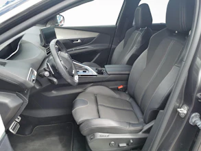 https://vehicle.imgix.net/4332842/a4e01c05-e2c2-4fd2-89be-80baaff87306.jpg