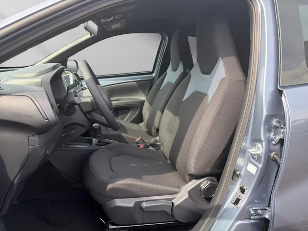 Toyota Aygo X 1.5 VVT-i HSD Comfort