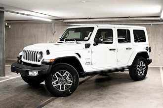 https://vehicle.imgix.net/4332854/c34a9e59-244b-43de-9bd1-57e3a87ea584.jpg