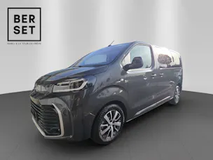 Toyota PROACE Verso L1 2.2 D Trend