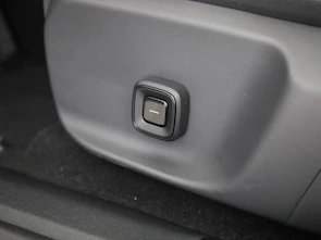 Fahrzeugbild VOLVO EX30 CC P8 Ultra AWD