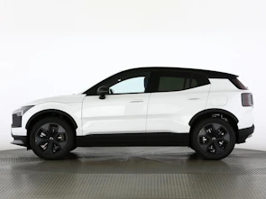 Fahrzeugbild VOLVO EX30 CC P8 Ultra AWD