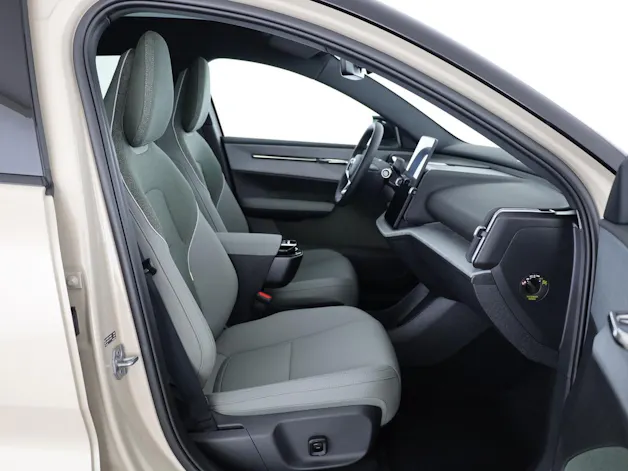 Volvo EX30 CC P8 Ultra AWD