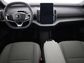 Fahrzeugbild VOLVO EX30 CC P8 Ultra AWD
