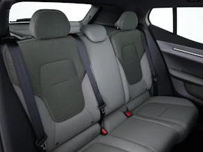https://vehicle.imgix.net/4332947/565de80b-e8eb-453e-9eb8-d21c3b802afb.jpg