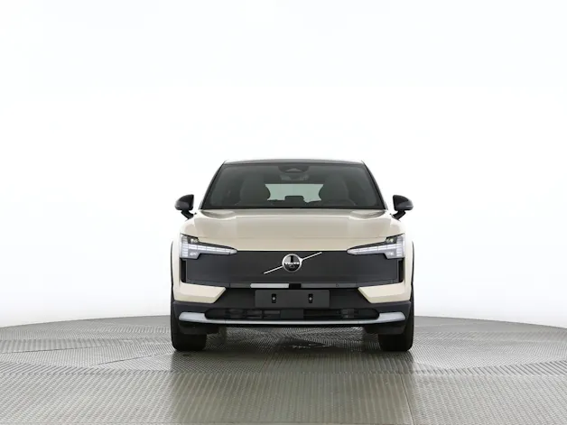 Volvo EX30 CC P8 Ultra AWD