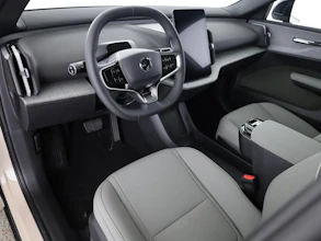 https://vehicle.imgix.net/4332947/e1dfa3fb-7c36-4f82-a505-5f5f7b463d3e.jpg