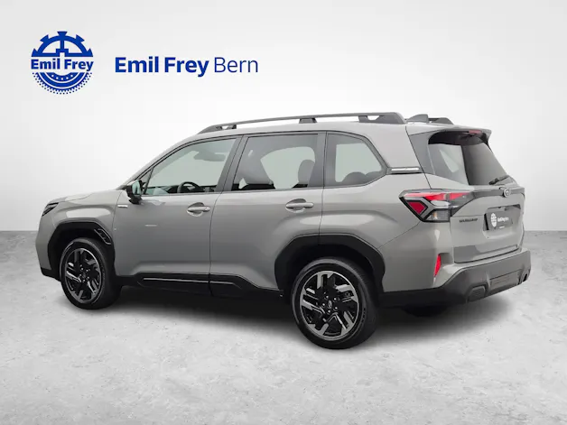 Subaru Forester Station 2.0i e-Boxer Swiss Plus