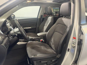 Fahrzeugbild SUZUKI Vitara 1.4 T Generation Top Hybrid 4x4