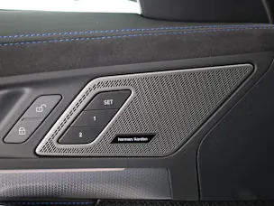 BMW X1 23i xDrive paddles