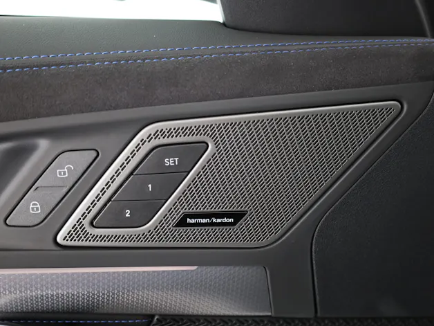 BMW X1 23i xDrive paddles