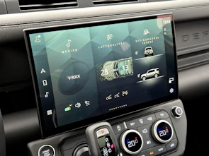 immagine del veicolo LAND ROVER Defender 110 3.0 D I6 350 X-Dynamic HSE ab 1.99% Leasing CHF 10'000.- Eintauschprämie