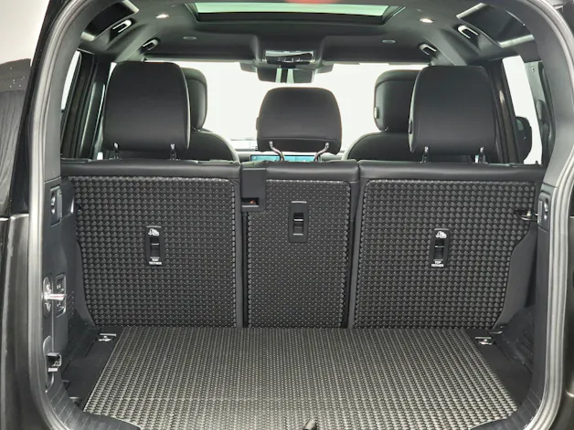 Land Rover Defender 110 3.0 D I6 350 X-Dynamic HSE ab 1.99% Leasing CHF 10'000.- Eintauschprämie