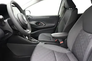 Toyota Yaris 1.5 VVT-i HSD Trend