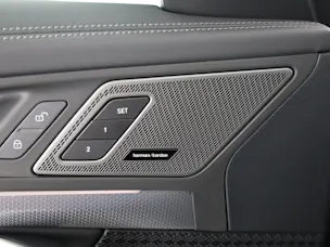 BMW X1 23d xDrive paddles