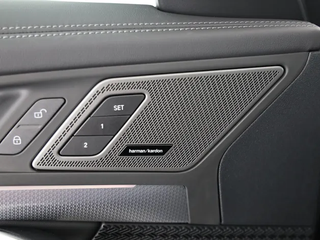 BMW X1 23d xDrive paddles