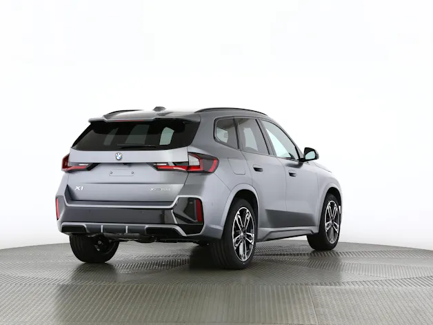 BMW X1 23d xDrive paddles