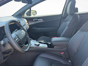https://vehicle.imgix.net/4333017/210923f9-7f34-40a2-aa11-a0a4e79c81f2.jpg