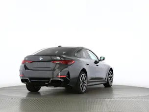 BMW i4 xDrive40